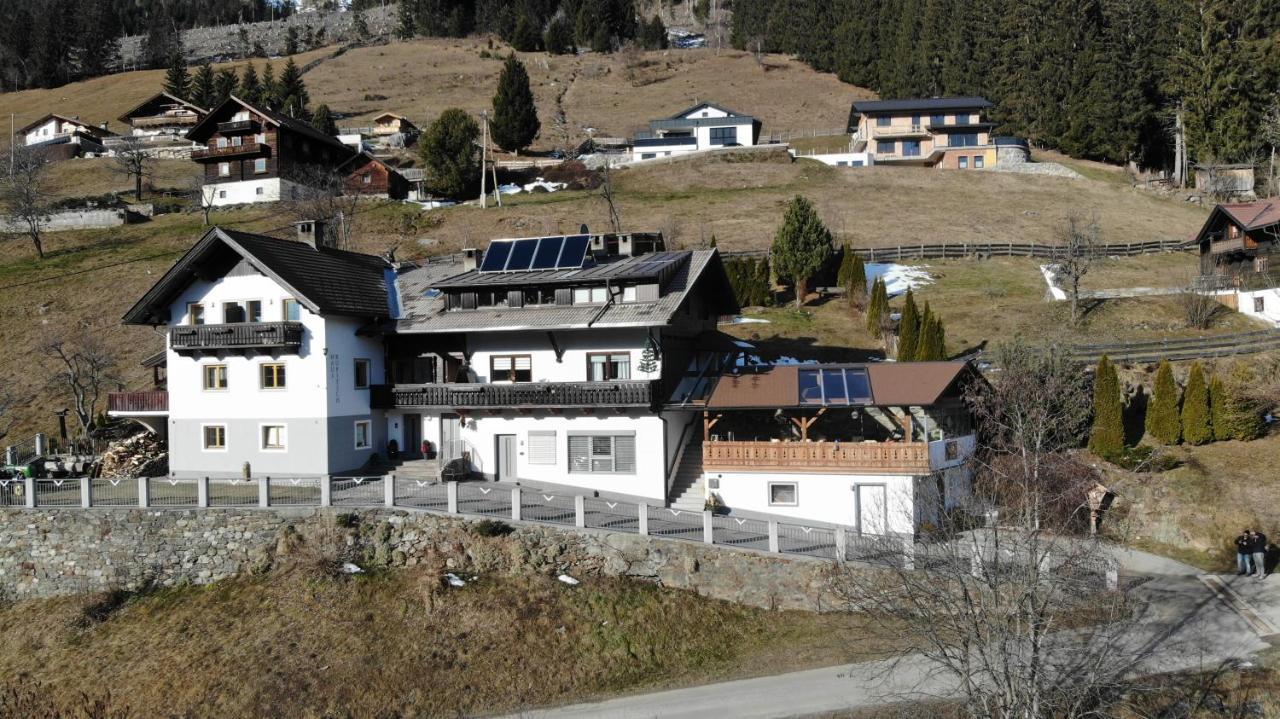 ホテル Haus Rupitsch Winklern  エクステリア 写真