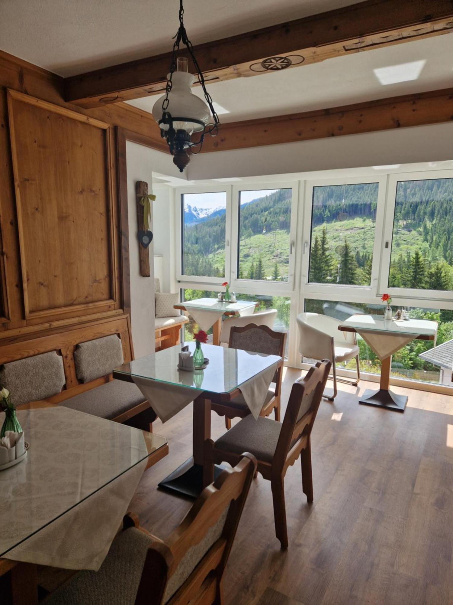 ホテル Haus Rupitsch Winklern  エクステリア 写真